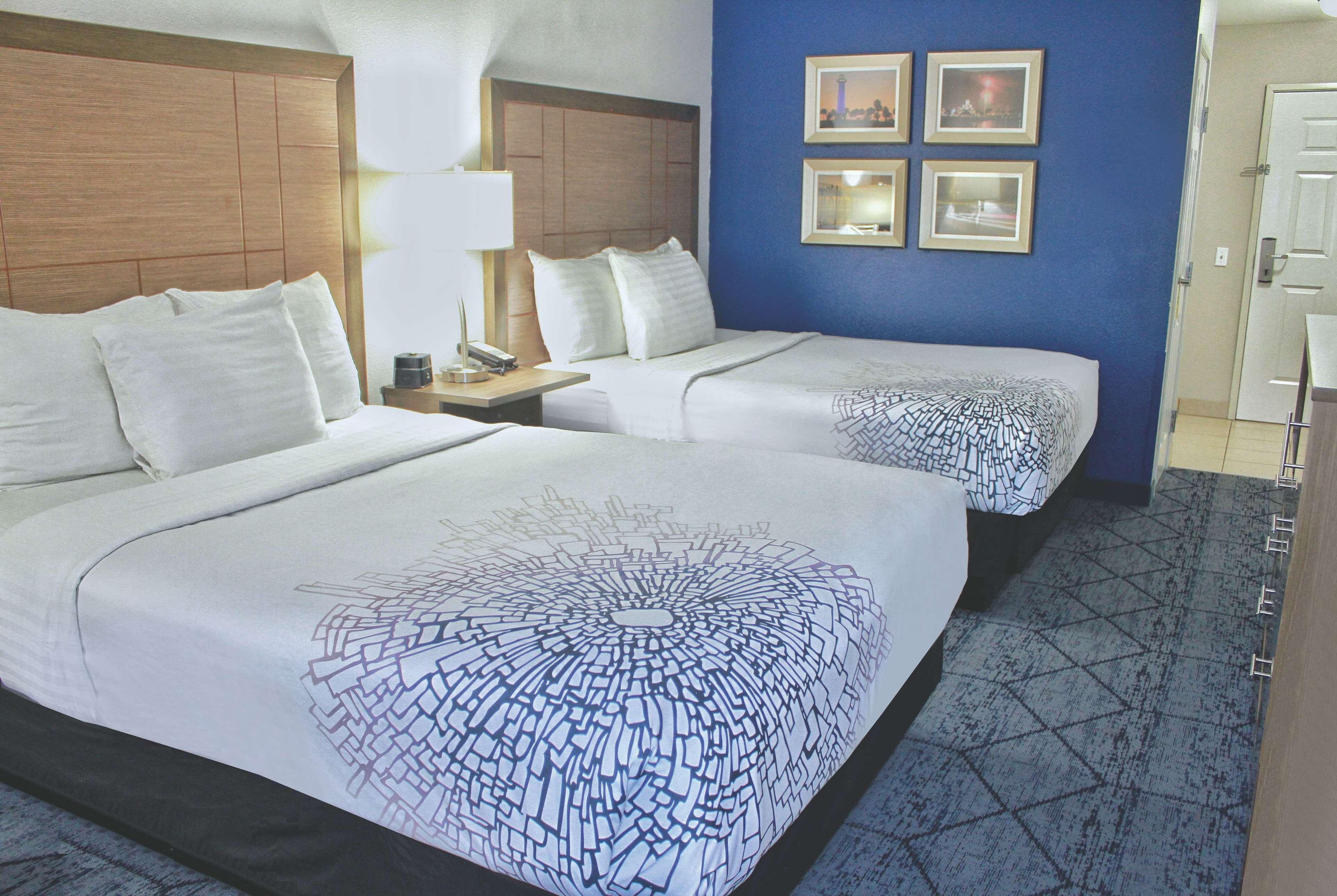 La Quinta By Wyndham Ne Long Beach/Cypress Hawaiian Gardens Kültér fotó