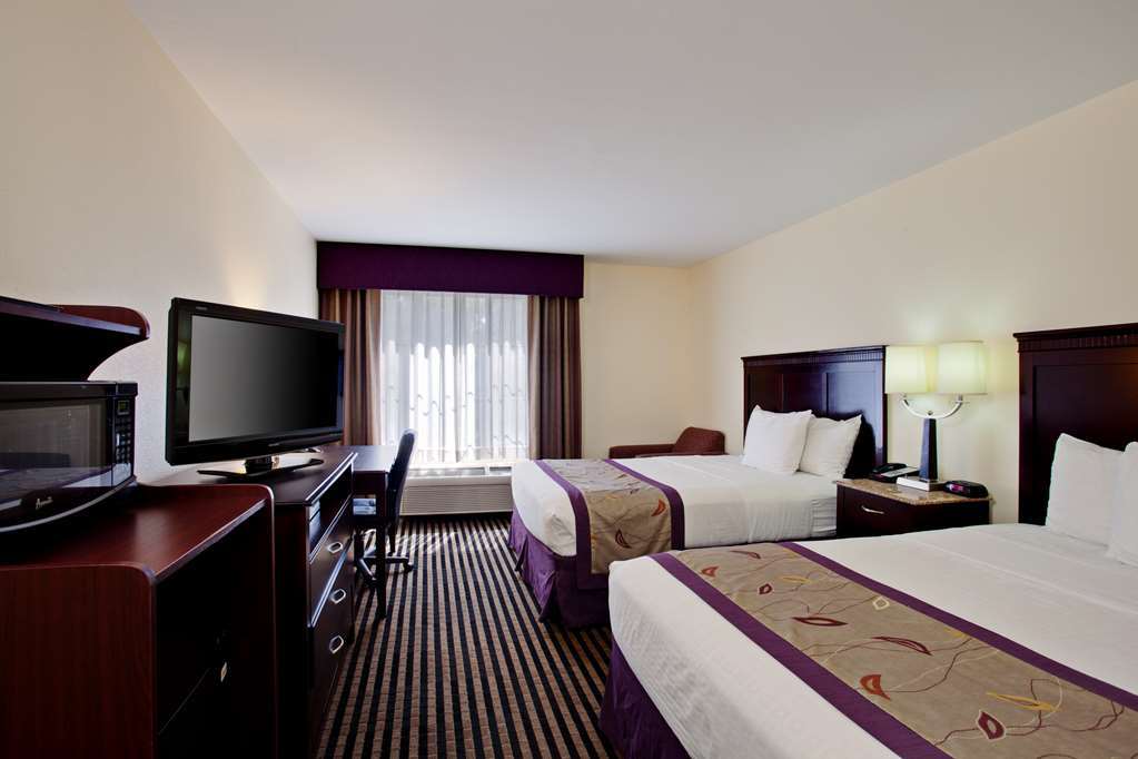 La Quinta By Wyndham Ne Long Beach/Cypress Hawaiian Gardens Szoba fotó